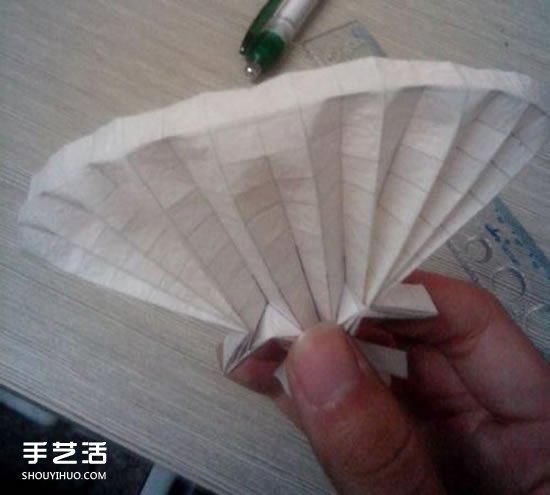 美丽天使的折纸方法 手工折叠立体天使图解(图22)