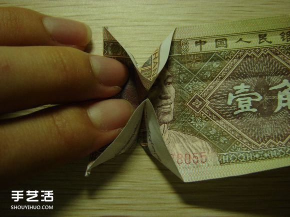纸币折纸照相机图解 美金折相机的折法详解(图24)