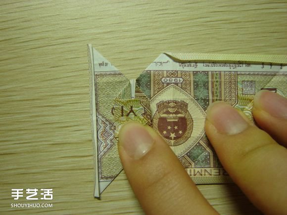 纸币折纸照相机图解 美金折相机的折法详解(图29)