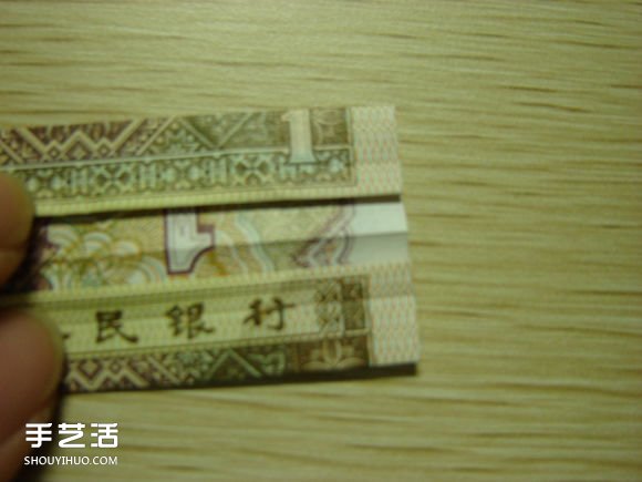 纸币折纸照相机图解 美金折相机的折法详解(图31)