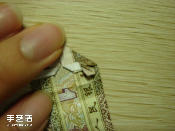 纸币折纸照相机图解 美金折相机的折法详解(图47)