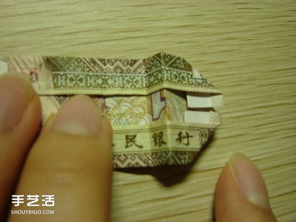 纸币折纸照相机图解 美金折相机的折法详解(图41)