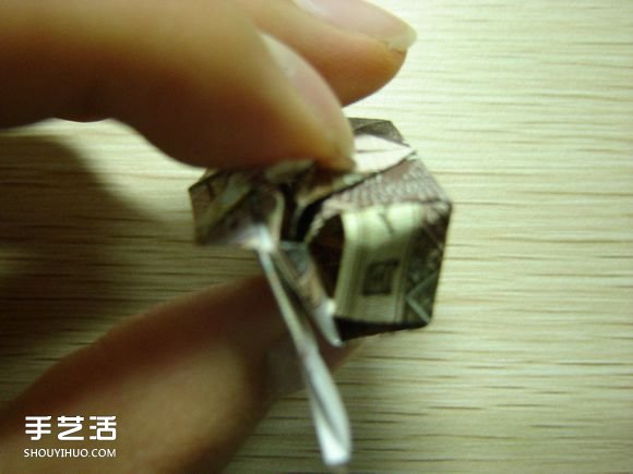 纸币折纸照相机图解 美金折相机的折法详解(图60)