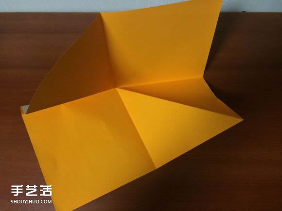怎么折跑车的教程 手工跑车折纸方法图解(图8)