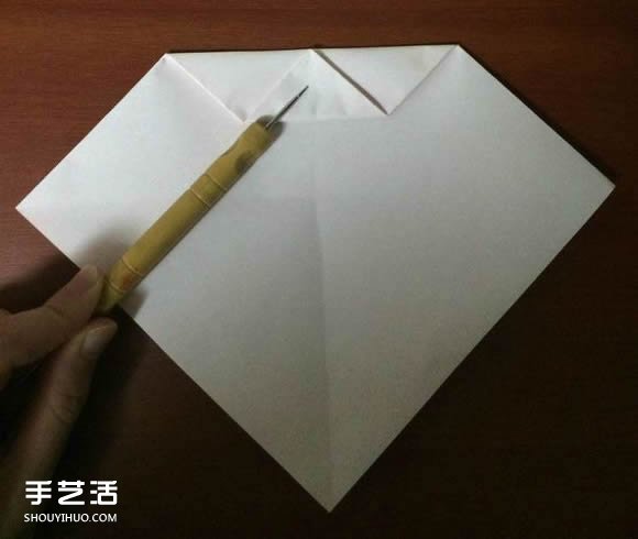 怎么折跑车的教程 手工跑车折纸方法图解(图11)