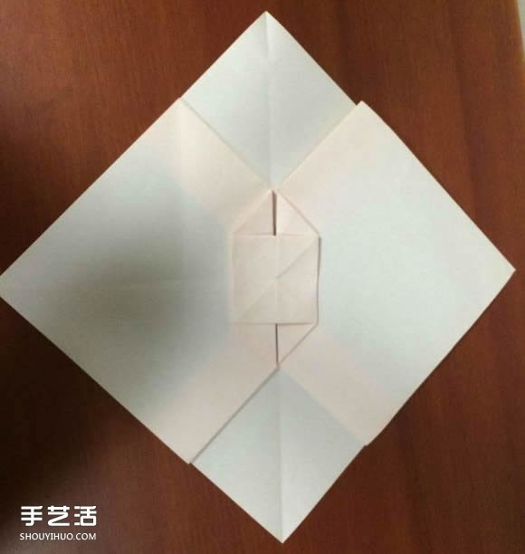 怎么折跑车的教程 手工跑车折纸方法图解(图15)