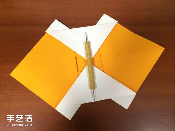 怎么折跑车的教程 手工跑车折纸方法图解(图24)
