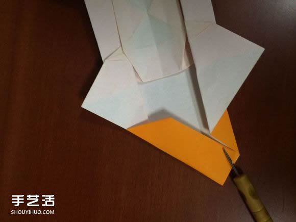 怎么折跑车的教程 手工跑车折纸方法图解(图33)