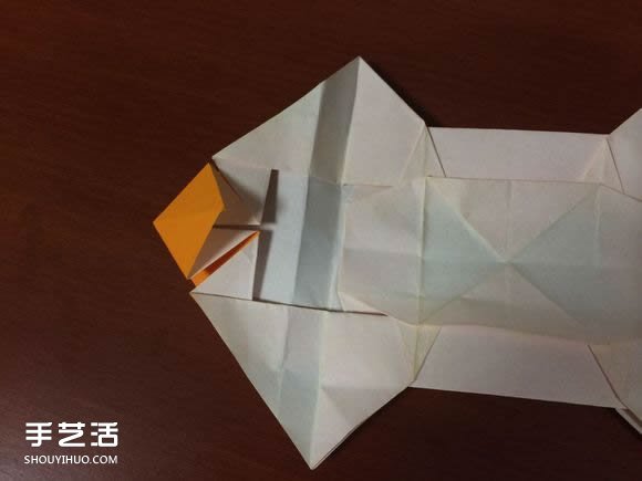 怎么折跑车的教程 手工跑车折纸方法图解(图42)