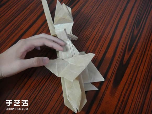 灼眼的夏娜折纸图解 动漫人物夏娜折纸教程(图26)