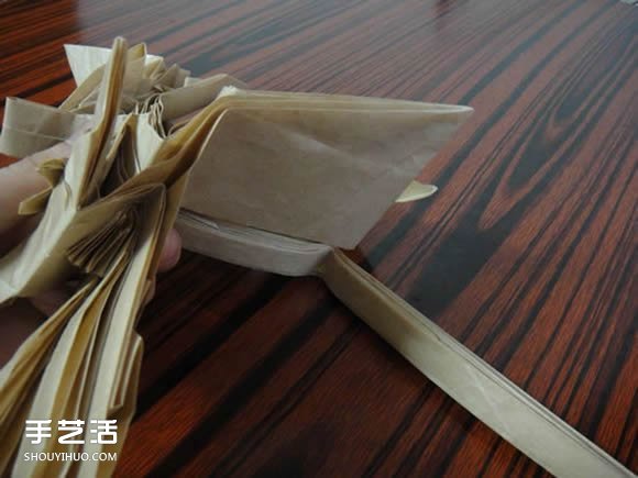 灼眼的夏娜折纸图解 动漫人物夏娜折纸教程(图32)