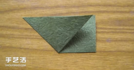 折纸娃娃的制作方法 穿裙子娃娃的折法图解(图2)