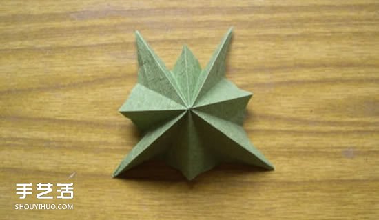 折纸娃娃的制作方法 穿裙子娃娃的折法图解(图6)