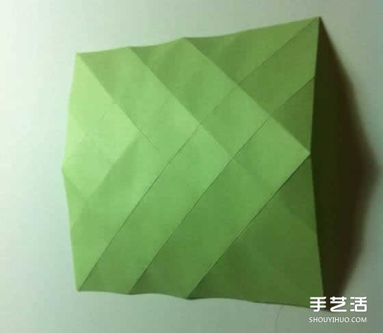 一张纸折四叶草图解 创意四叶草的折法步骤(图5)