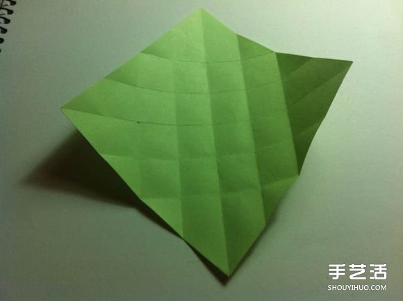 一张纸折四叶草图解 创意四叶草的折法步骤(图4)