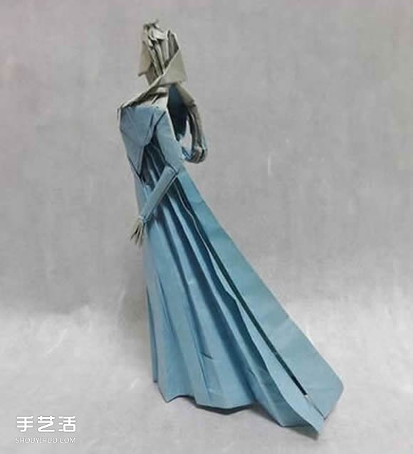 冰雪女王艾莎折纸图解 立体女性人物折纸教程(图3)