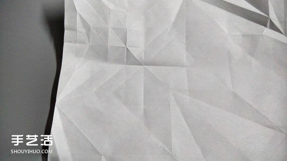 冰雪女王艾莎折纸图解 立体女性人物折纸教程(图38)