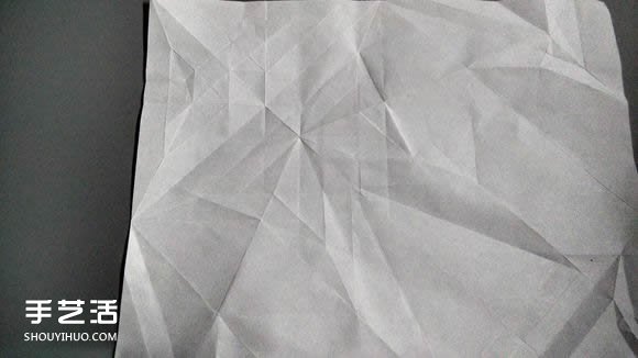冰雪女王艾莎折纸图解 立体女性人物折纸教程(图44)