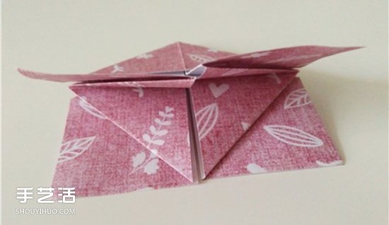 扑克牌方片和红桃花色的折纸方法图解(图7)