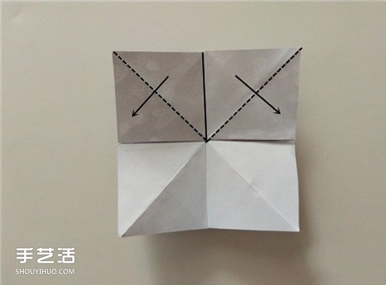 扑克牌黑桃和梅花花色的折纸方法图解(图16)