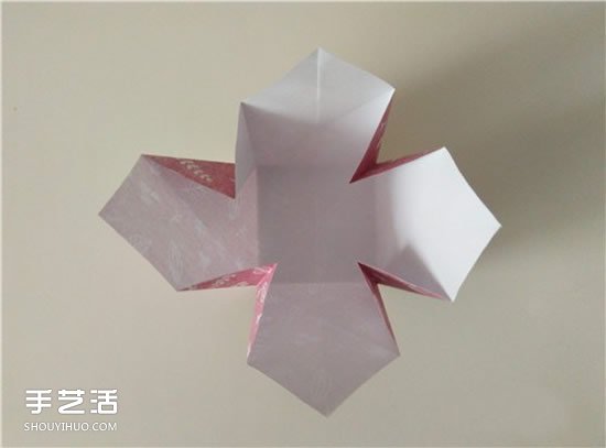 扑克牌方片和红桃花色的折纸方法图解(图13)