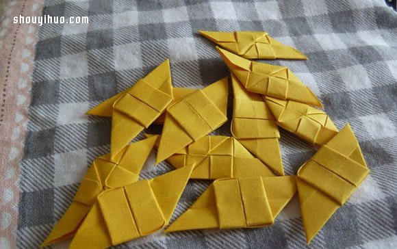 折纸手镯手环的折法 手工手镯手环折纸图解(图21)